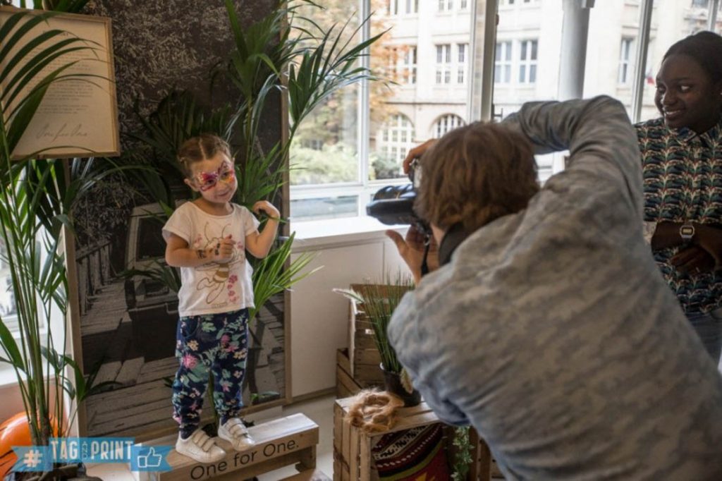 Photocall à impression instantanée Toms tag and print