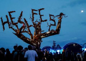 hellfest tree at night