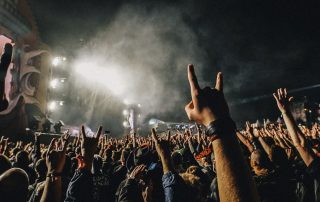 Foule concert de metal au hellfest festival