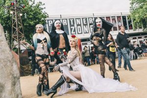 Hellfest cosplays partner zone
