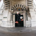 Sean Garnier foot freestyle vieux bâtiment