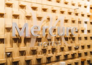 logo du mercure hotels de nice