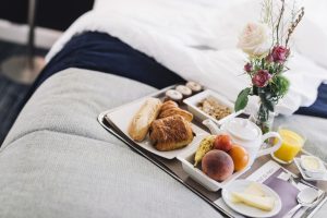 petit déjeuner au lit au mercure hotel de nice