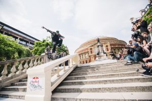 red bull hold the line london skateboard agence audiovisuelle