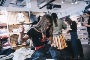 vans boomboom collection girls clara berry chelle skatepark la clef production photographe reportage nicolas jacquemin