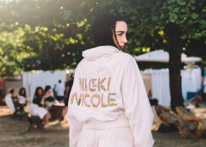 Nicki nicole a son concert au festival lollapalooza a paris