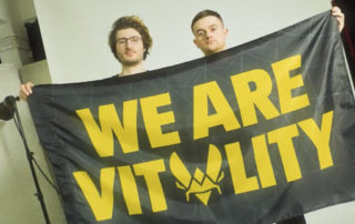 team vitality avec leur nouveau maillot